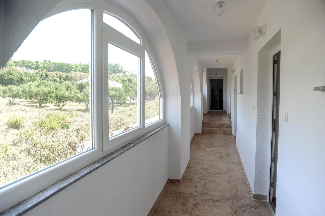 Apartmani Vila Caska Ngoại thất bức ảnh