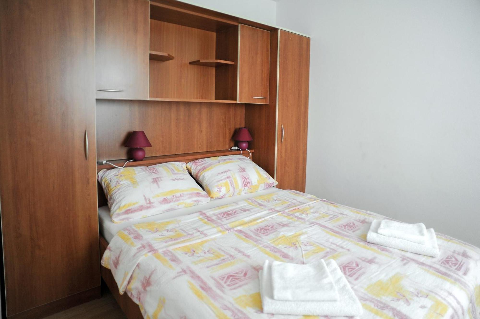 Apartmani Vila Caska Phòng bức ảnh